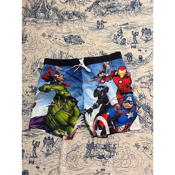 Marvel Swim trunks Hulk, Iron Man, Captain America, Black Panther men's sz XXL G - Picture 1 of 4